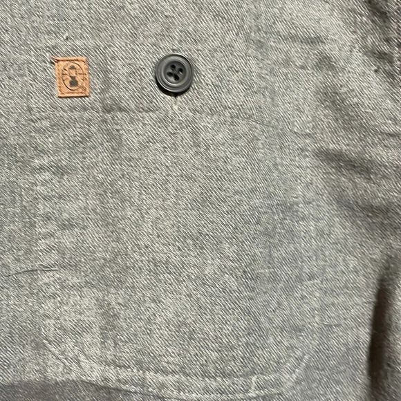 Coleman Mens XL Button Up - Picture 3 of 4